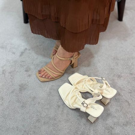 صندل پاشنه دار