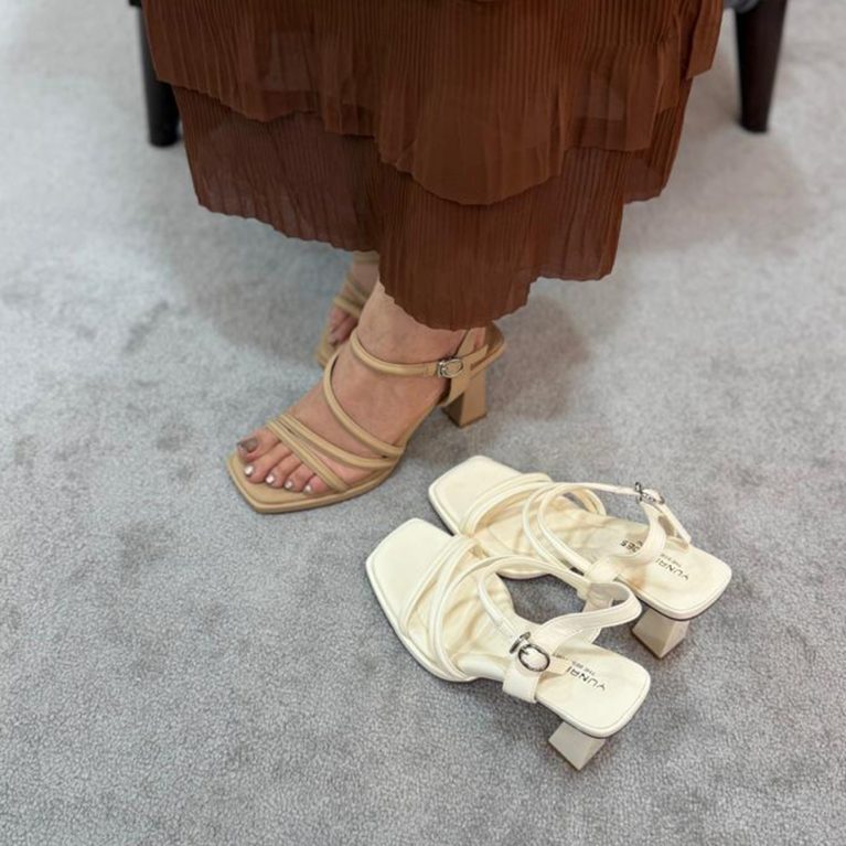 صندل پاشنه دار