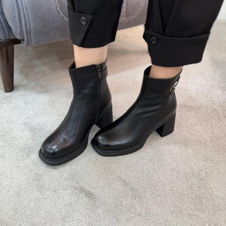 بوت پاشنه دار