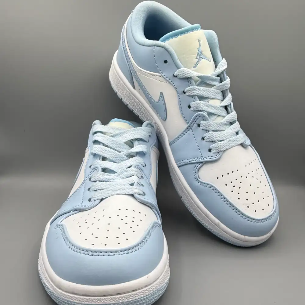 AIR JORDAN1